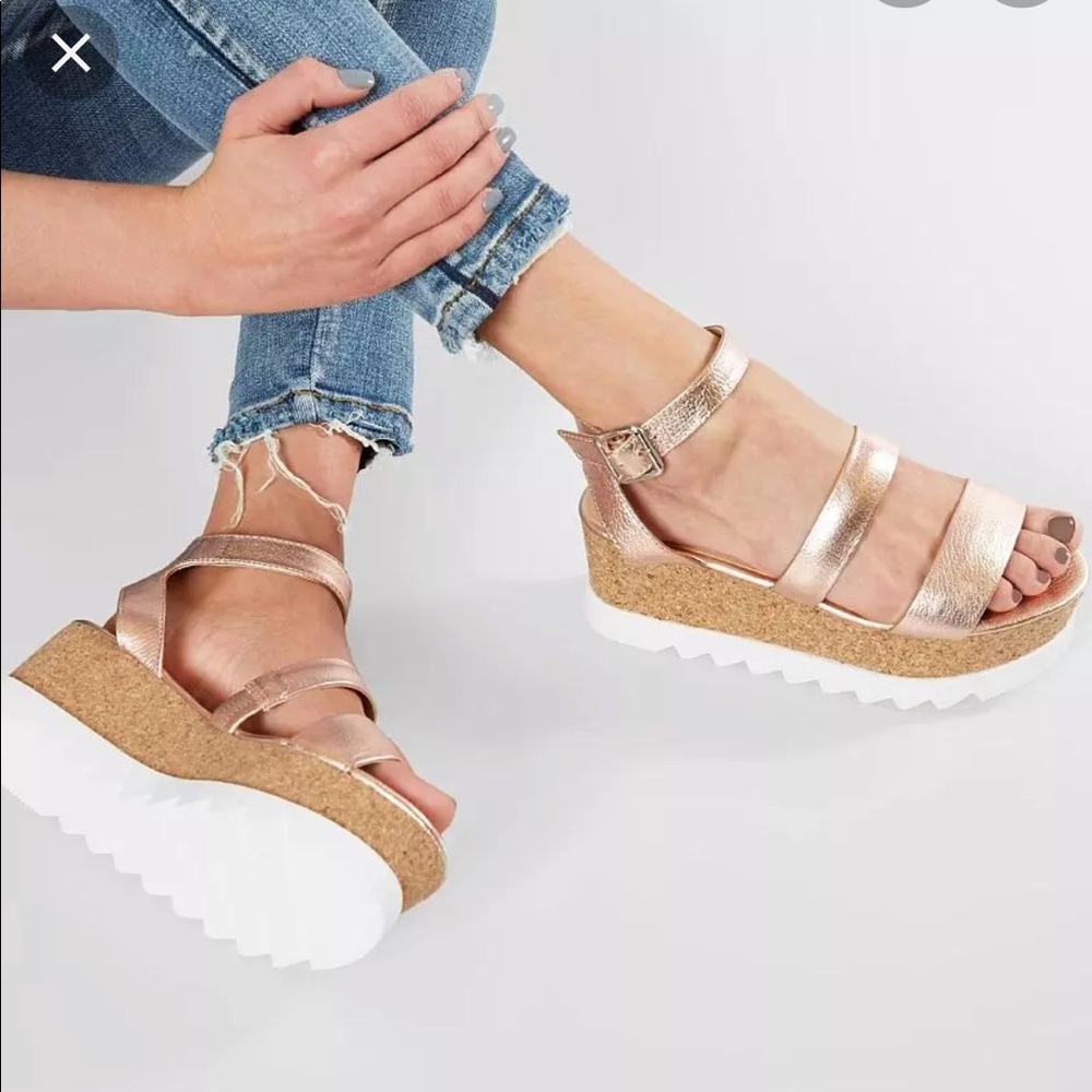 ☀️Steve Madden - Kristen Platform Pink Sandal☀️